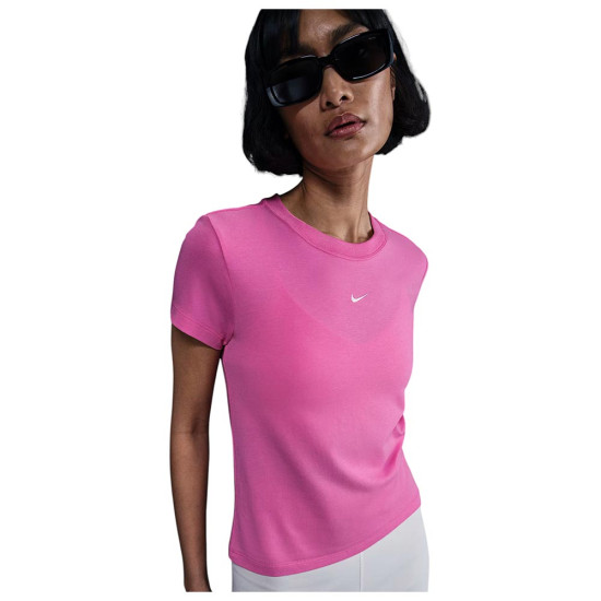 Nike Γυναικεία κοντομάνικη μπλούζα Sportswear Chill Knit Nike Γυναικεία κοντομάνικη μπλούζα Sportswear Chill Knit